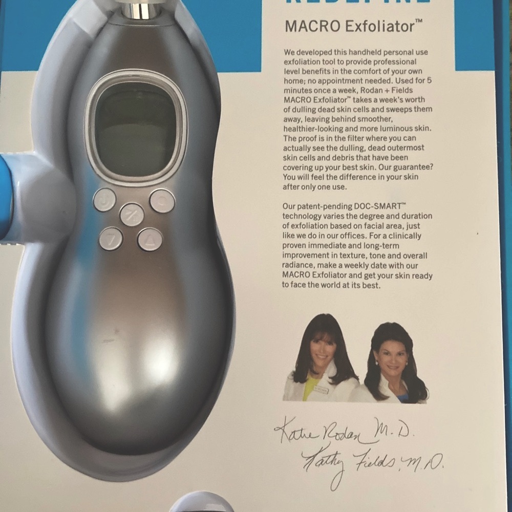 COPY - Macro Exfoliator Rodan and Fields